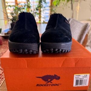 Rocket Dog Black Nubuck Women’s Slip-Ons